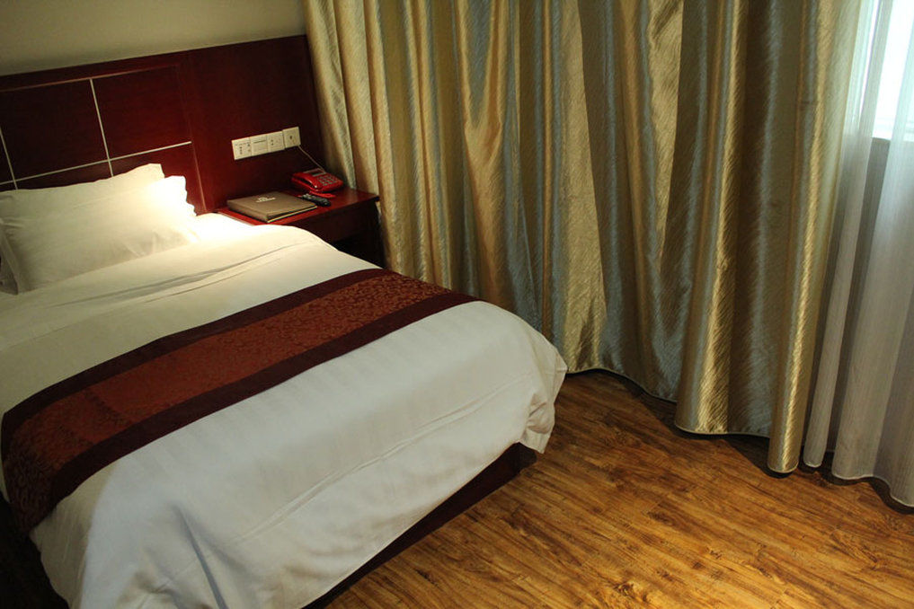 גואנגג'ואו Zhongda Jindu Hotel מראה חיצוני תמונה