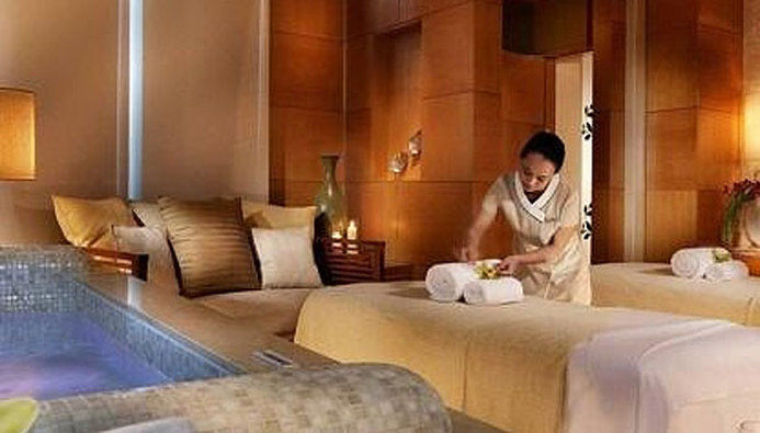 גואנגג'ואו Zhongda Jindu Hotel מראה חיצוני תמונה